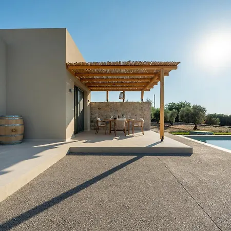 Ampeli Residences-sea View-private Pool شقة